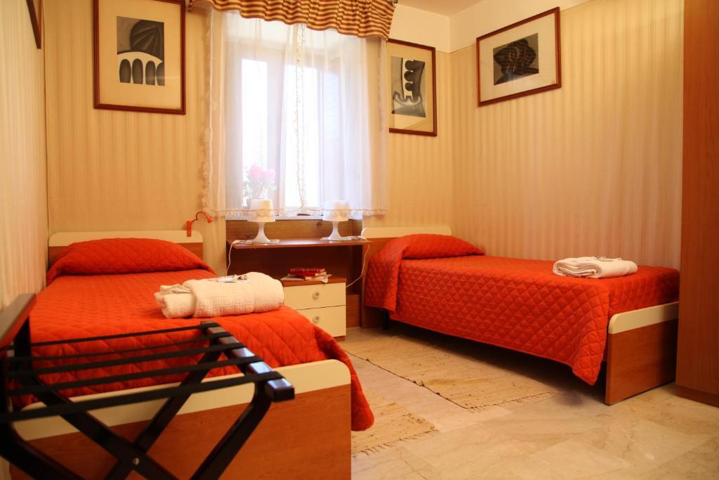 B&B Villa Casablanca Enna Bagian luar foto